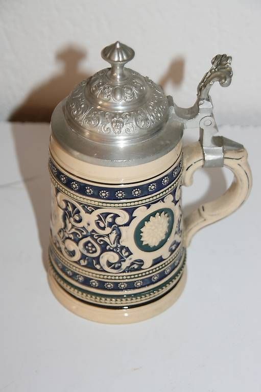 Verres: 1 Bierkrug mit Deckel – D'occasion à Bubendorf par Mia111