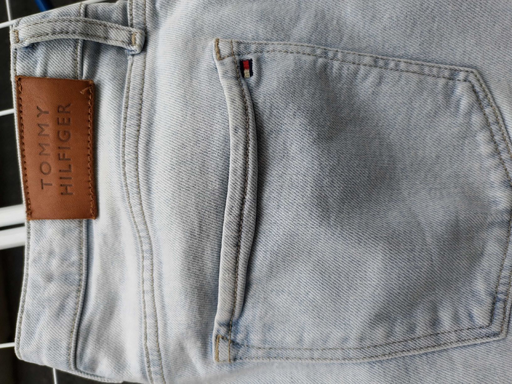 Tommy Hilfiger Jeans: Jeans Tommy 30x32 – Usato da Horn venduto da rico_fan