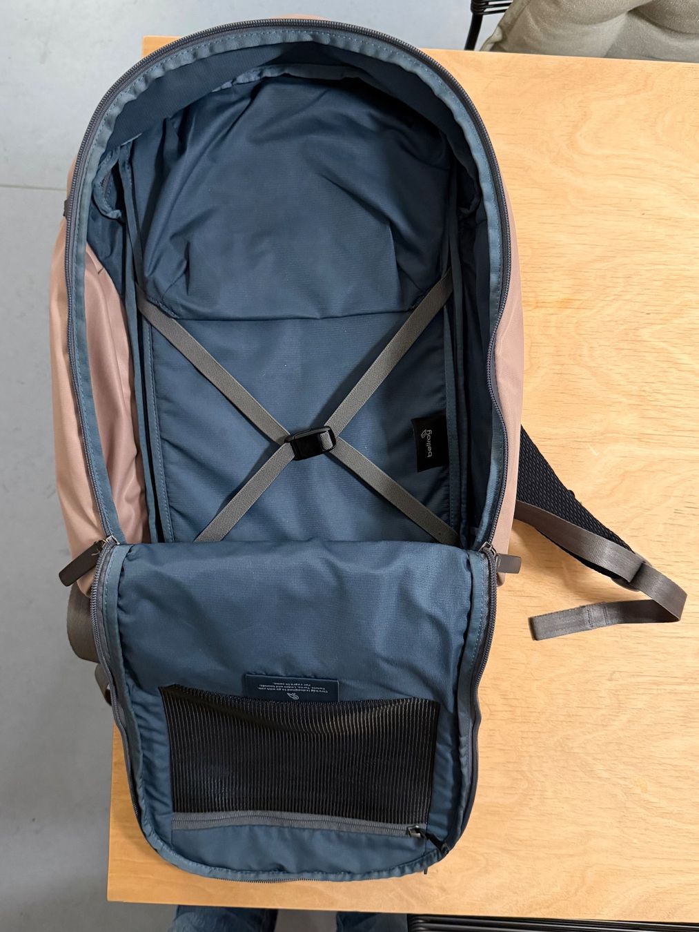 Bellroy Zaini: Transit Workpack Pro 22L – Usato da Aesch BL venduto da Hirschhorn 2