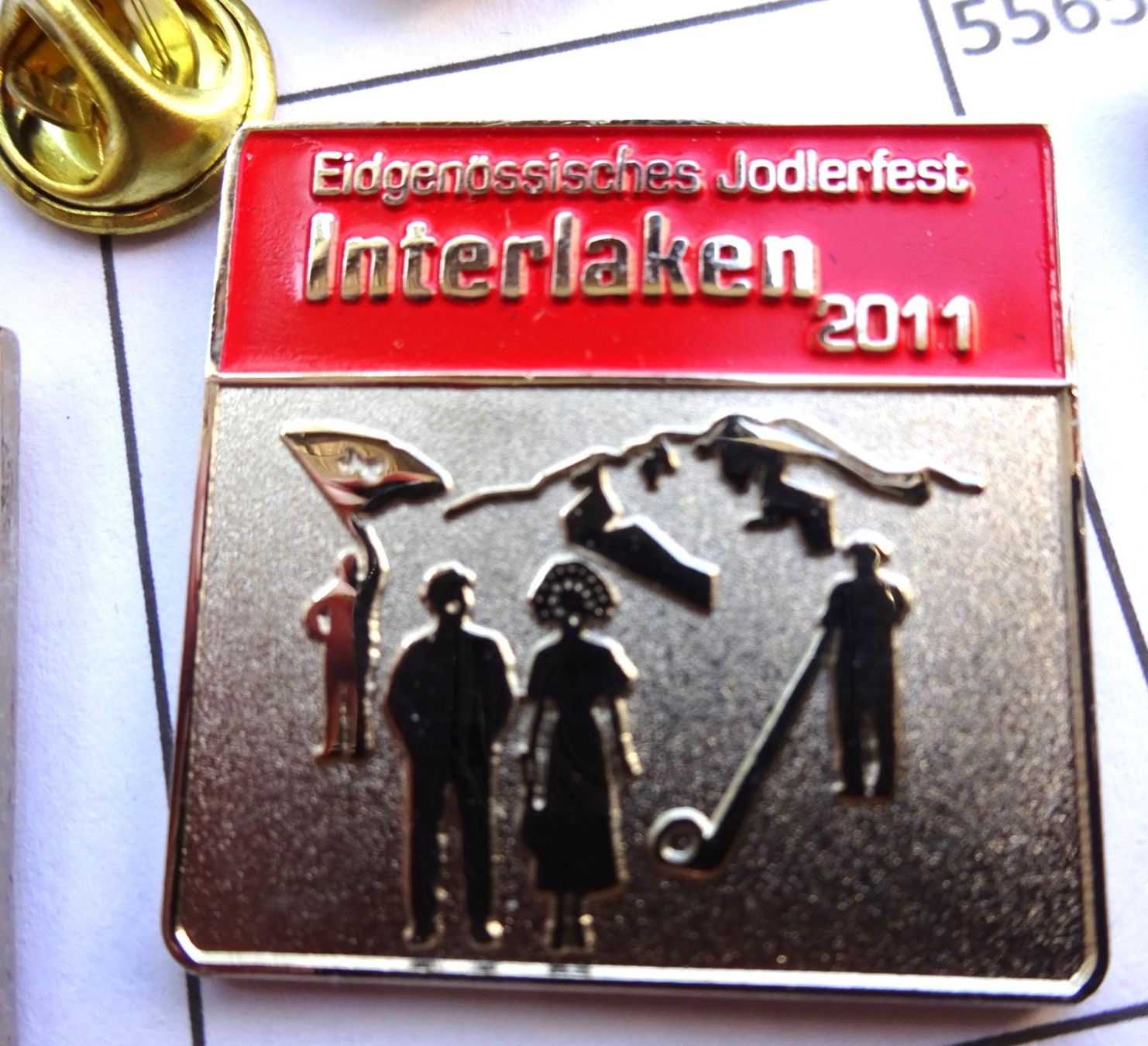 Plaketten & Abzeichen: Pin Eidgenössisches Jodlerfest Interlaken – Gebraucht aus Utzenstorf von BUtter81