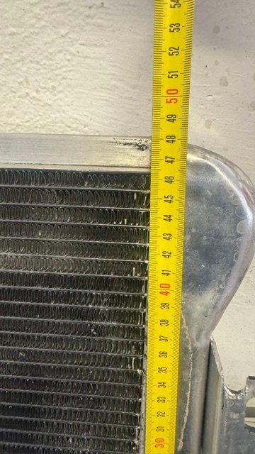 Tutti pezzi di ricambio auto: radiateur chevrolet V8, Cold Case – Usato da Riddes venduto da rol_7h8d 3