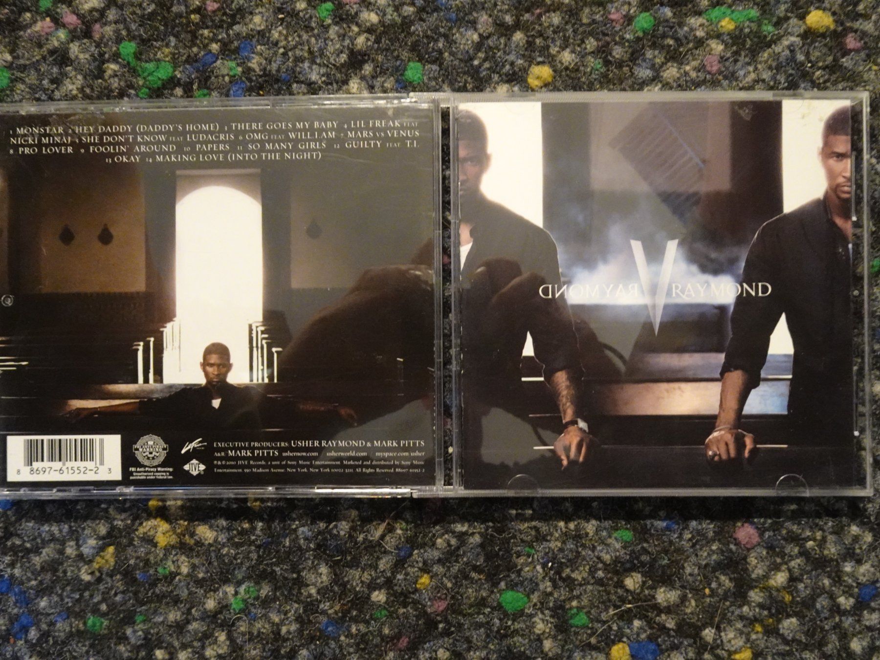 CD: CD : Usher – Usato da Lotzwil venduto da Kiddis
