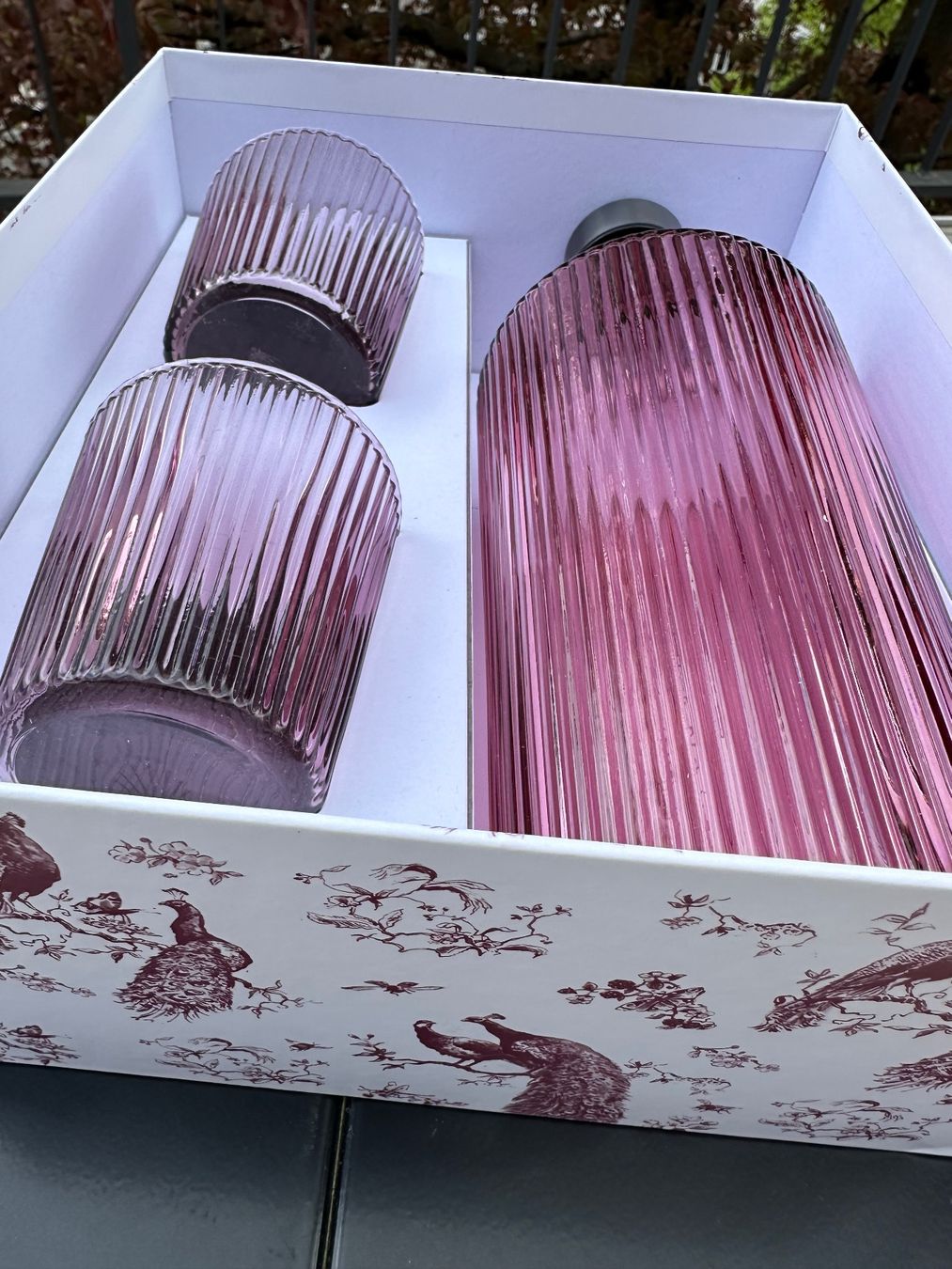 Caraffe: Karaffe mit zwei Gläsern von Veau – Nuovo e nell'imballaggio originale da Liestal venduto da Ballerino01 2