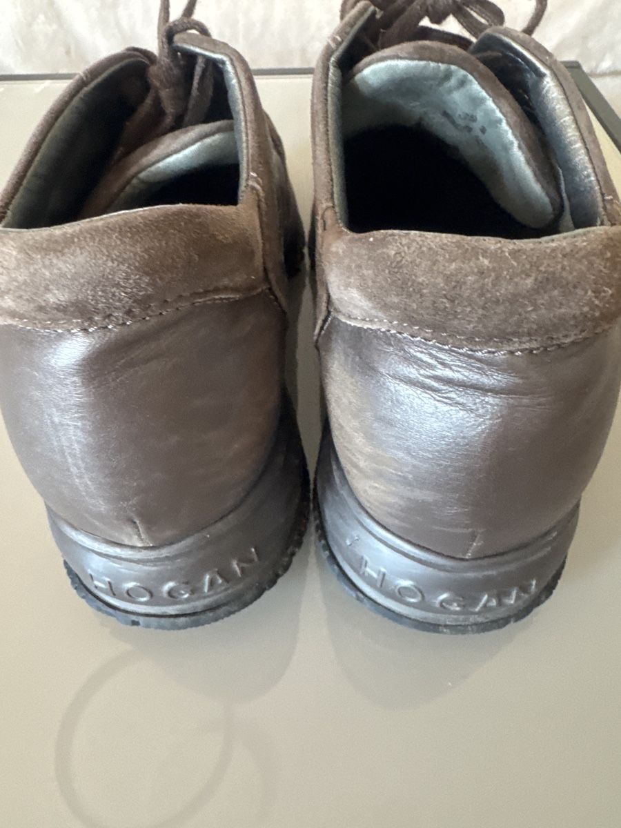 Hogan Damenschuhe: Hogan Schuhe Grösse 39.5 braun – Gebraucht aus Lachen SZ von LuganoLugano 1