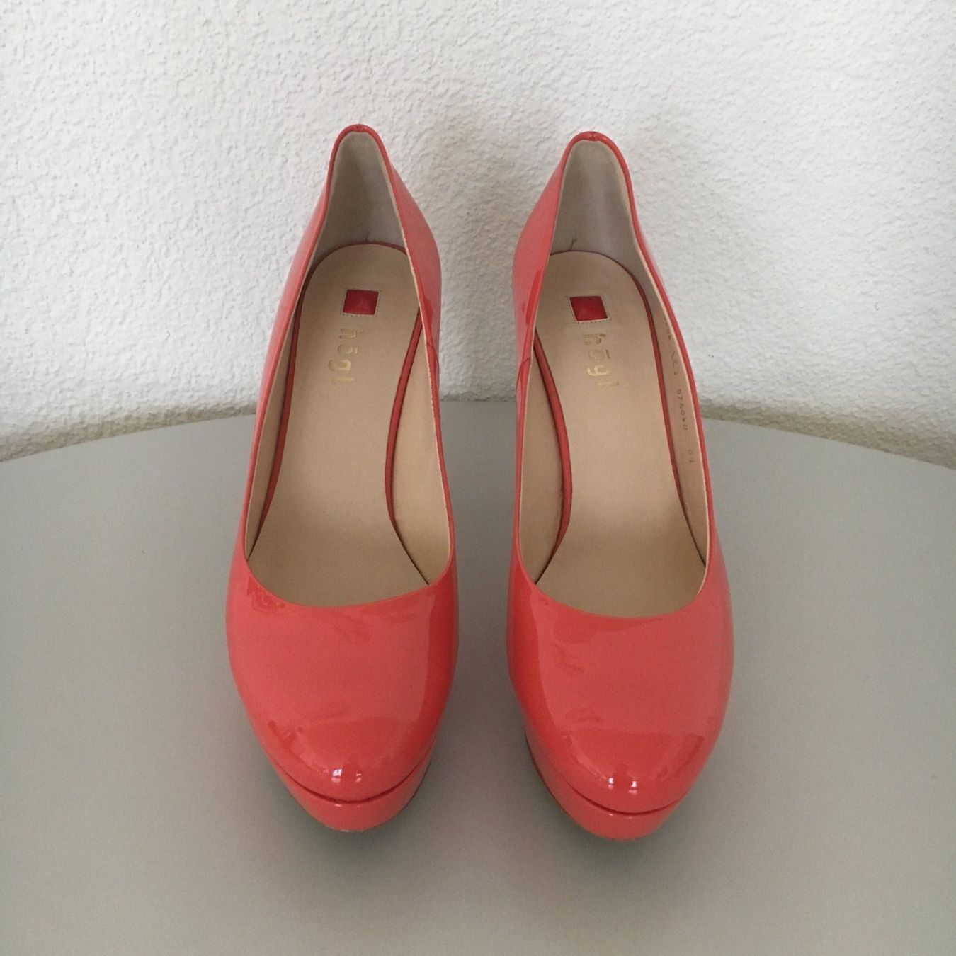 Högl Scarpe da donna: Escarpins – Nuovo (secondo la descrizione) da Dotzigen venduto da SecondHandGems 2