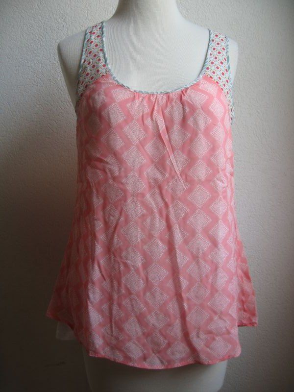 Nile Top: Nile beau top en taille 38CH! – Usato da Champlan venduto da baghera12