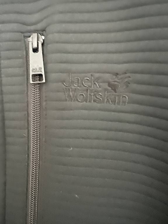 Giacche: Jack Wolfskin  – Usato da Glarus venduto da luli296 2