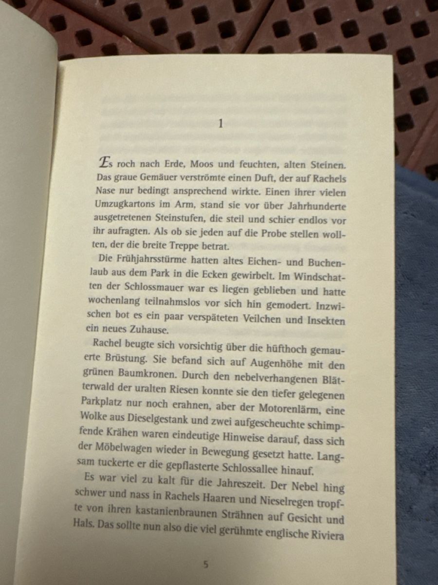 Bücher: Robin Lyall Berührt Taschenbuch – Gebraucht aus Zürich von Belisimo 4