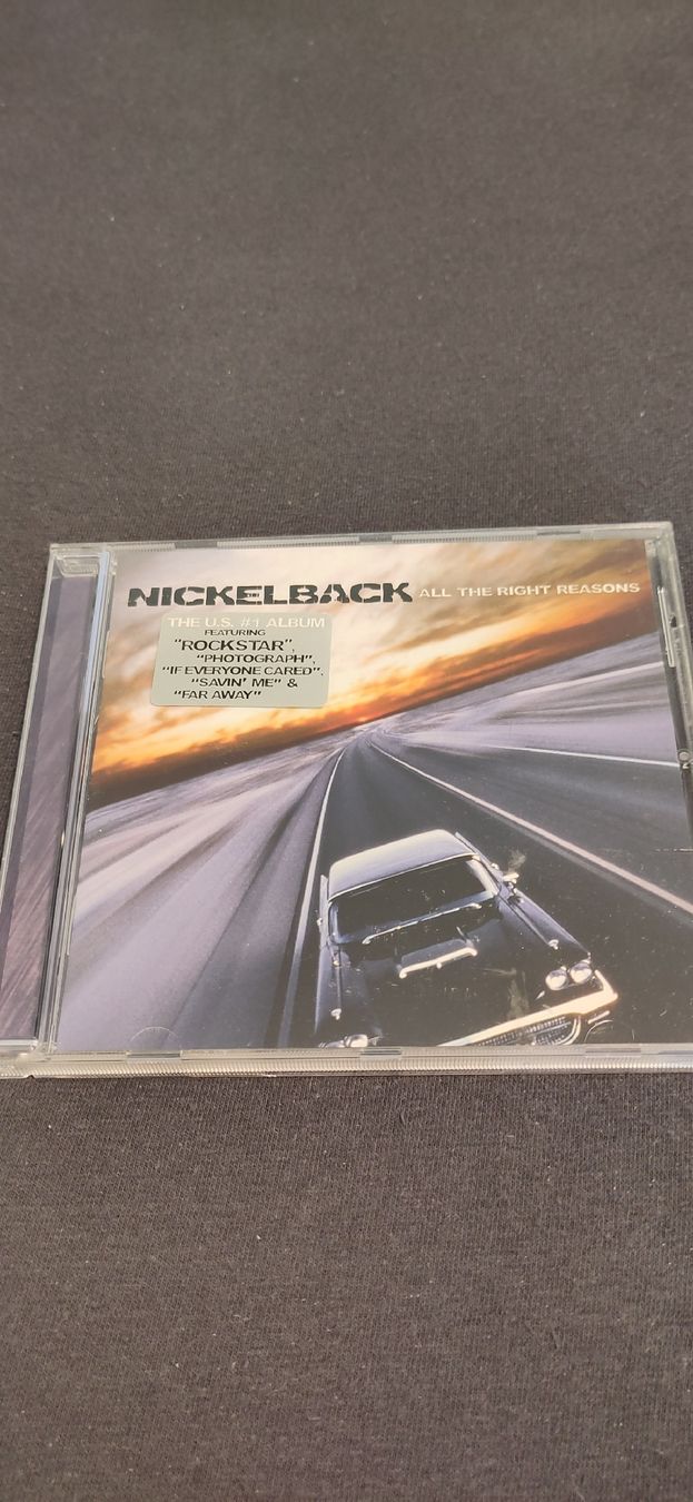 CD: Nickelback - All the right Reasons  – Usato da Zürich venduto da Heldel