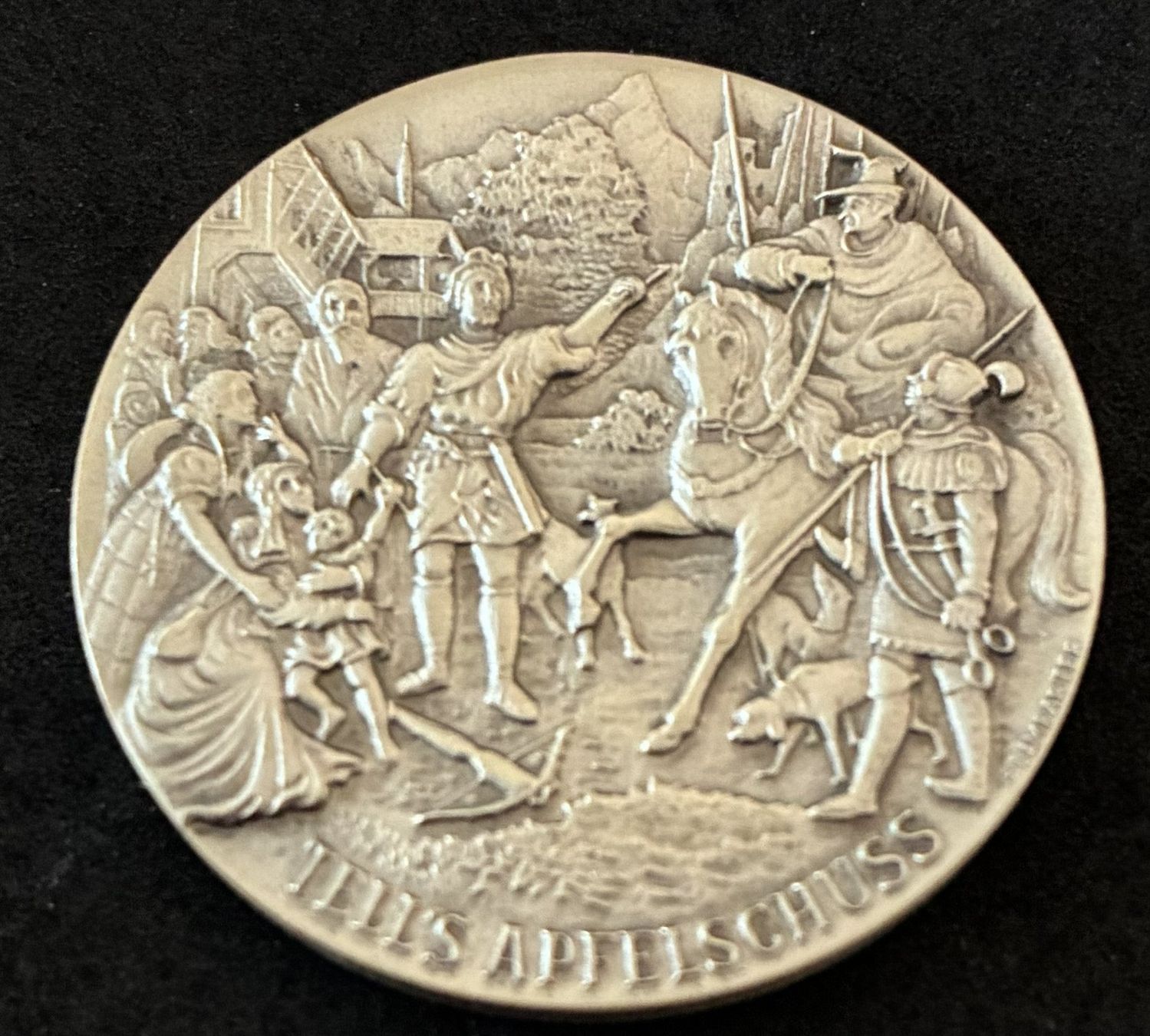Tutti le monete: 1. August Taler aus 900er Silber 1982 – Usato da Köniz venduto da Habenix 1
