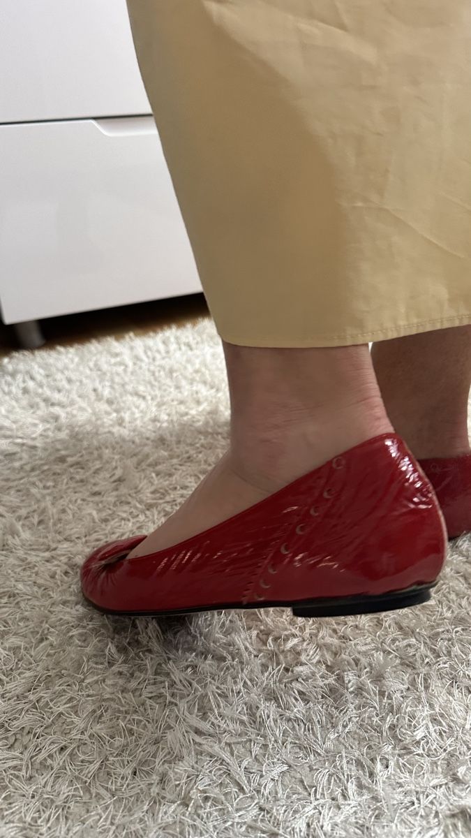 Scarpe da donna: Ballerines rouges vernies T.37 en cuir – Usato da Vuippens venduto da ale_6gkb 3