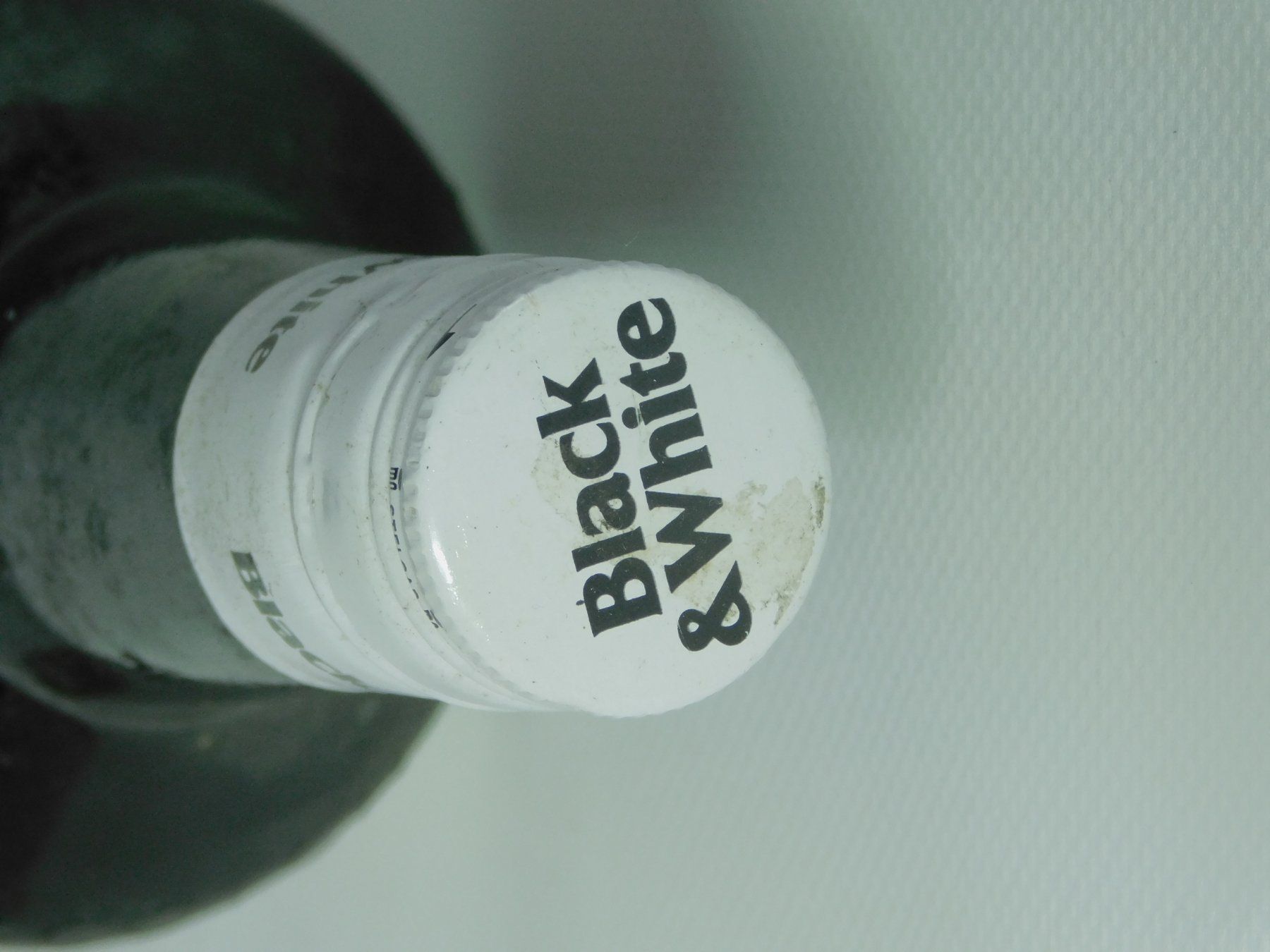 Bevande alcoliche: Black and White Scotch Whisky 1971s – Nuovo (secondo la descrizione) da Emmenbrücke venduto da Ulisse-22 4