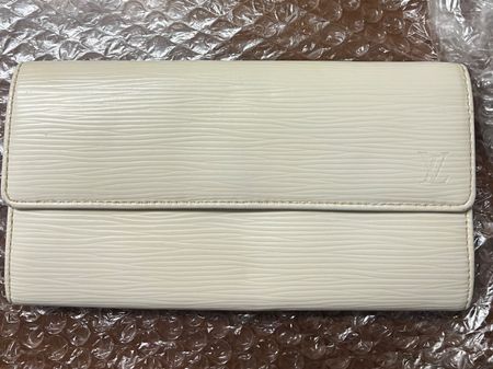 Louis Vuitton Sarah Wallet - Epi Leder - weiss