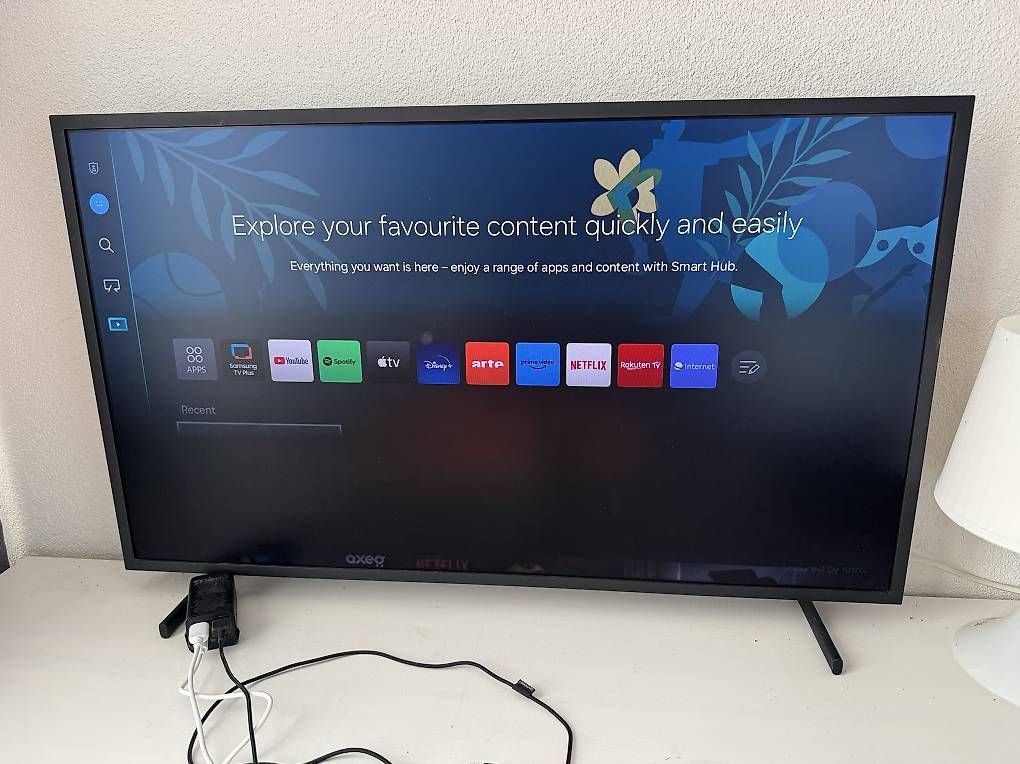 Samsung Fernseher: Samsung The Frame 32" – Gebraucht aus Pfäffikon ZH von PC86