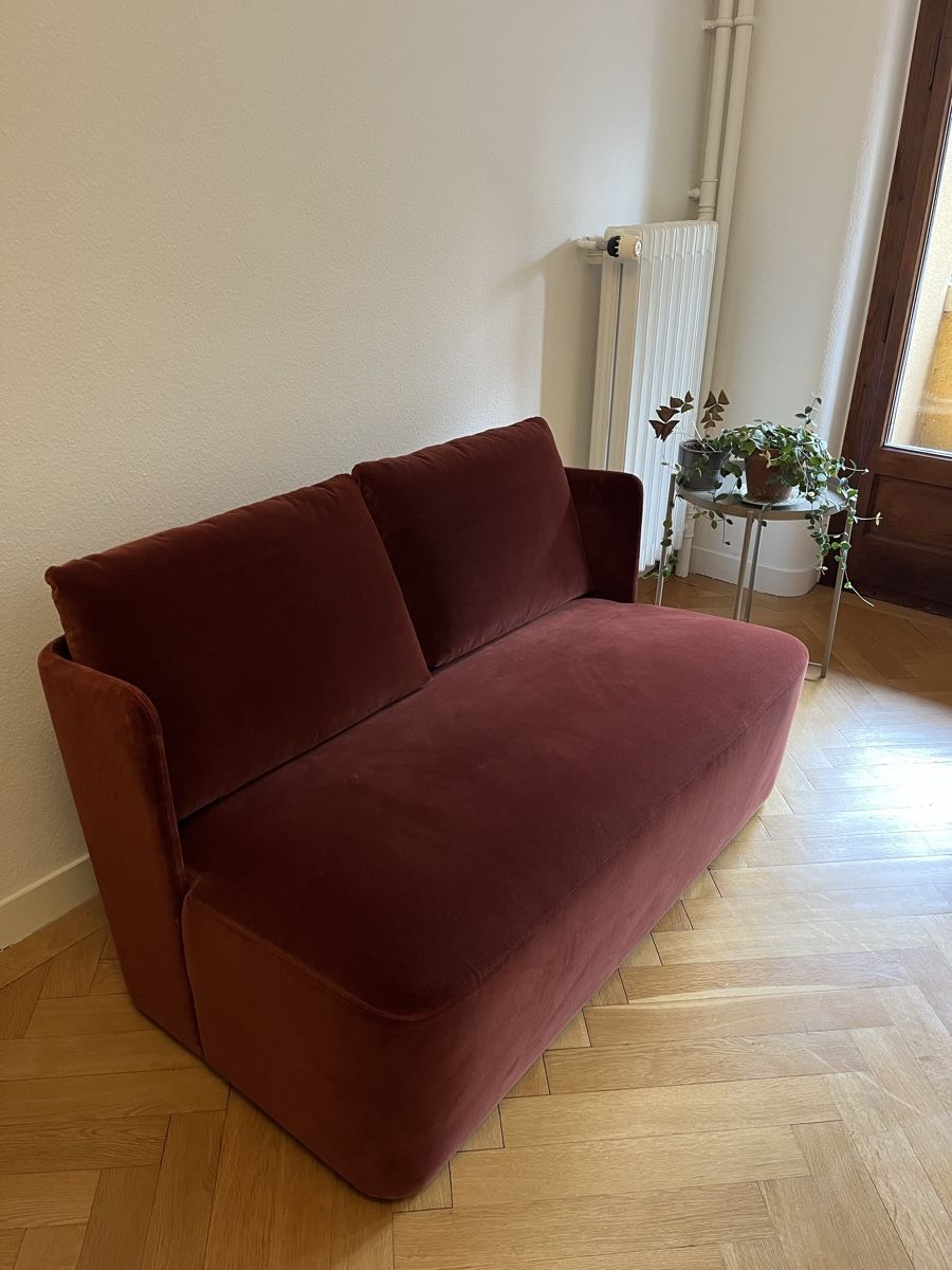 Divani: Meridiani Small Sofa Fit Keeton – Usato da Genève venduto da He364