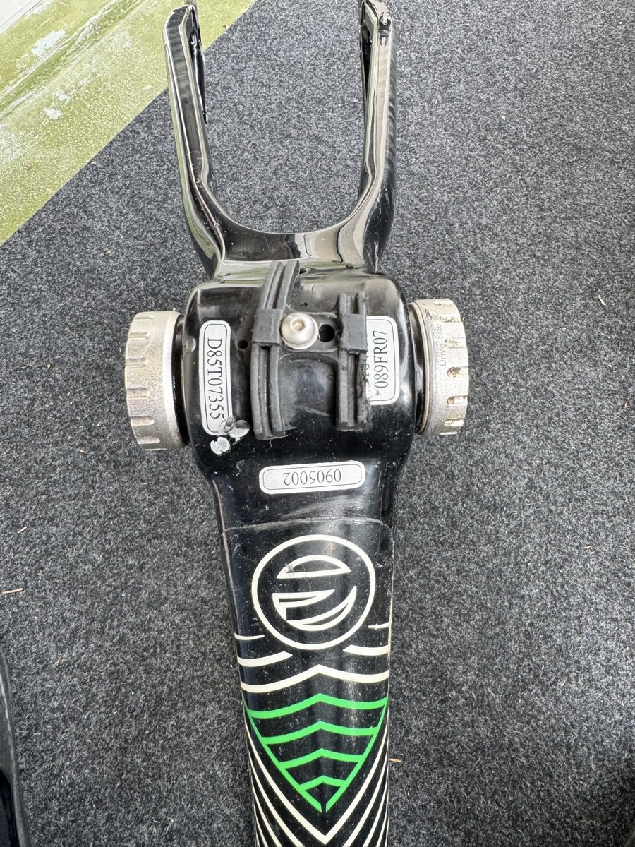 Commencal Pezzi di ricambio: Commencal Rahmen, Carbon – Usato da Maienfeld venduto da AGueraslan 6