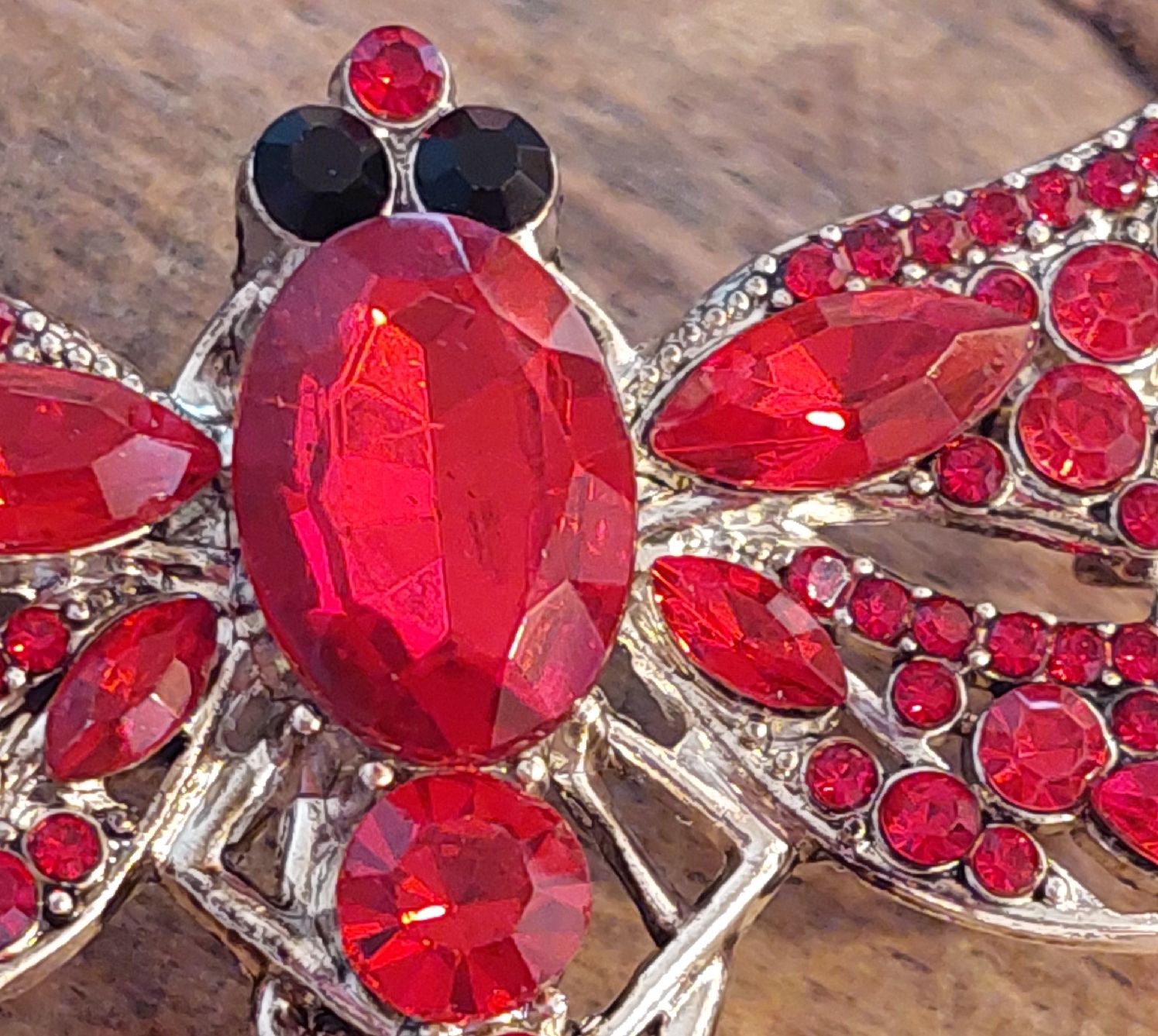Broschen & Nadeln: Tolle Brosche Libelle rot mit Strass – Neu (gemäss Beschreibung) aus Oberwil BL von Hunajakakku 3