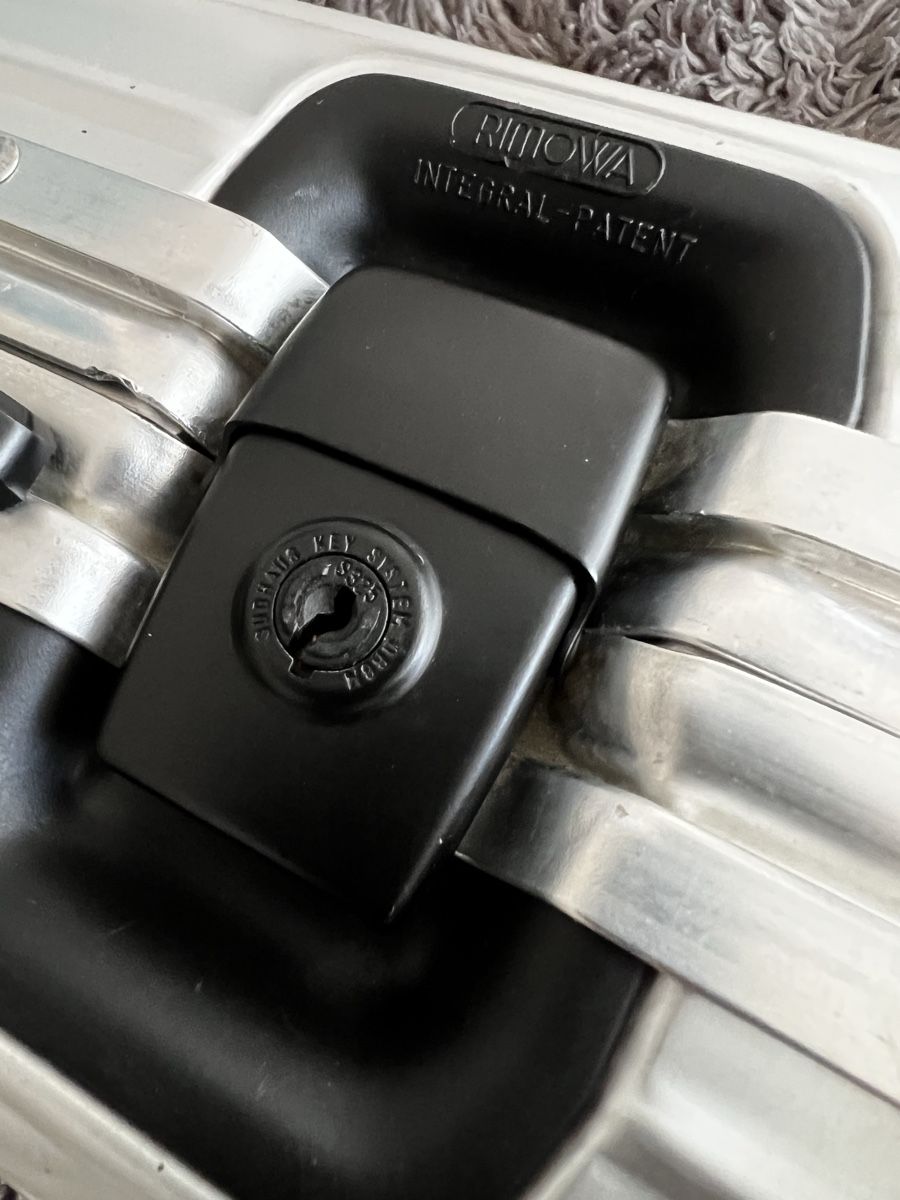 Rimowa Reisekoffer: RIMOWA Aktenkoffer/Attaché/Briefcase – Gebraucht aus Niederwangen BE von KFI 9