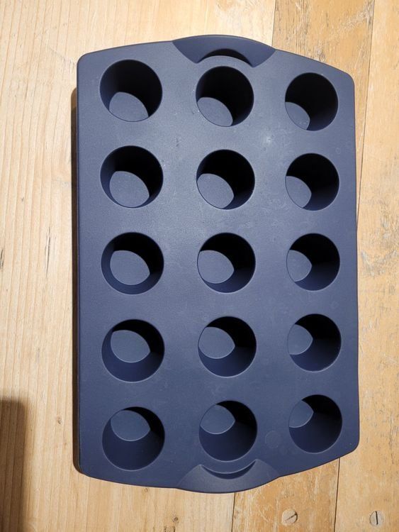 Tupperware Teglie da forno: mini Muffin-form Tupperware – Nuovo (secondo la descrizione) da Uster venduto da Greece123