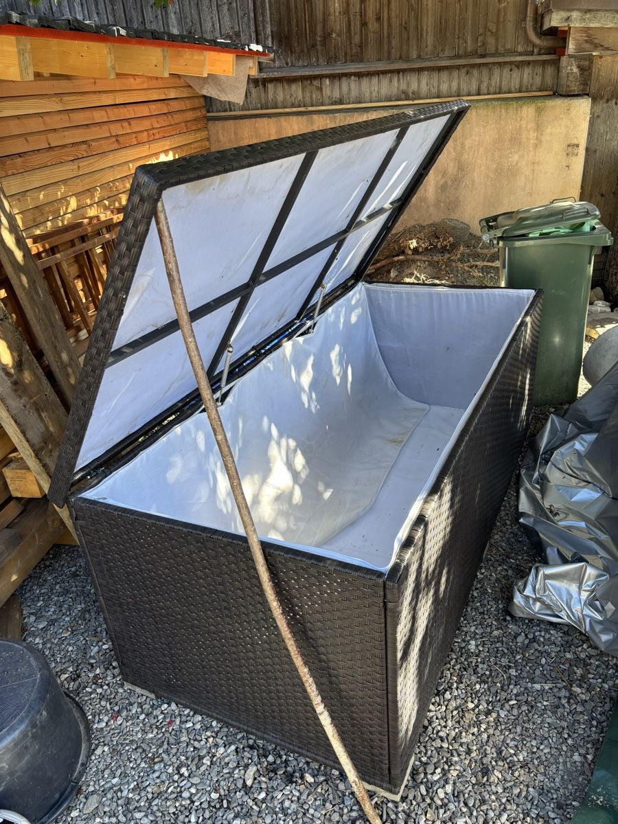 Coffres de rangement: Gartenbox – D'occasion à Grüsch par JB_GR