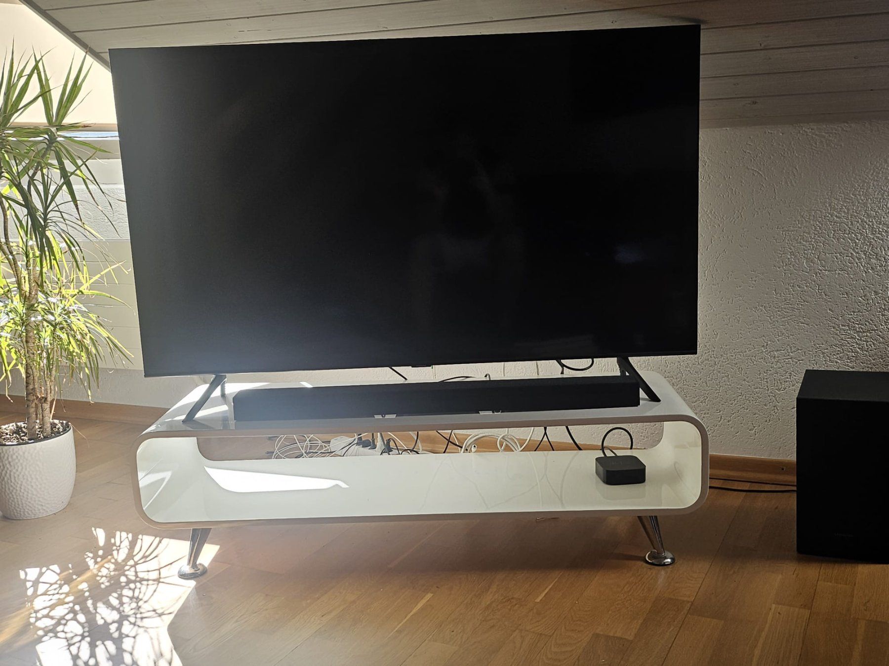 TV Möbel: Modernes TV Möbel – Gebraucht aus Bern von ste_9jpv