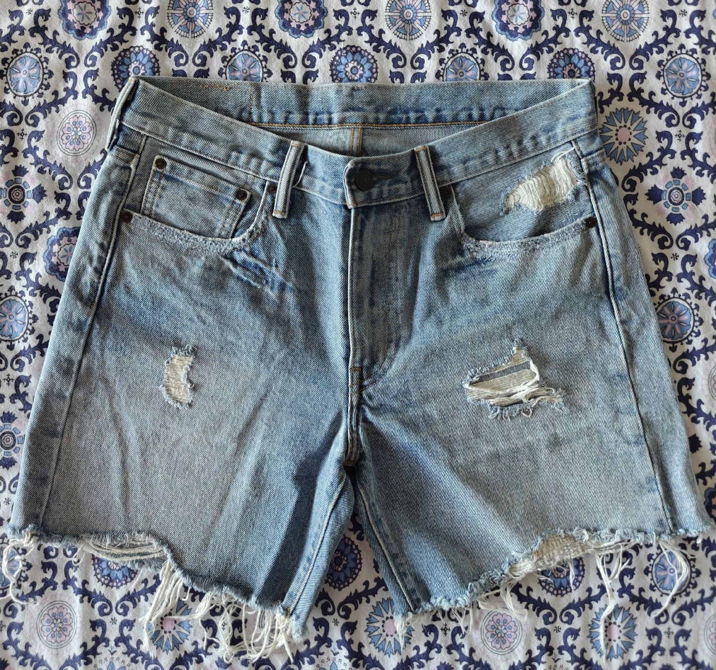 Levi's Jeans: Levi's Jeans Shorts - Gr. M - NEU – Nuovo e nell'imballaggio originale da Winterthur venduto da Dana_33