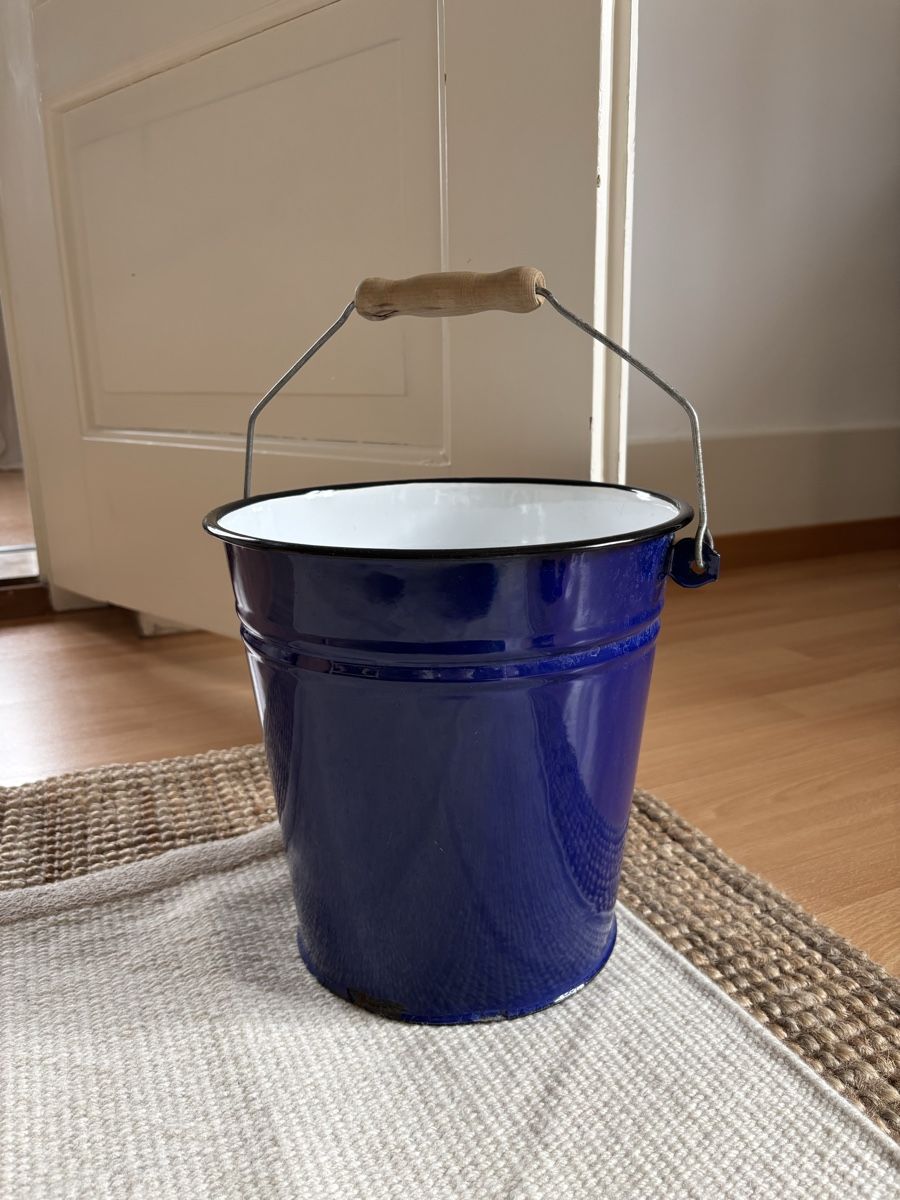 Altro per la casa: Alter Metalleimer 🪣  – Usato da Bern venduto da wisemagpie