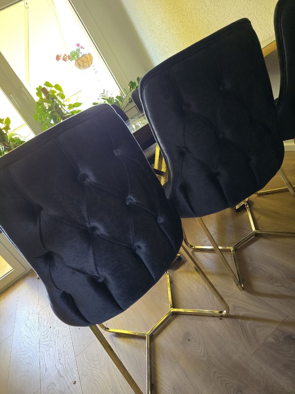 Tischset: Esstisch mit 6 Stühlen Marmor Optik Gold – Gebraucht aus Beinwil am See von wol_9rqp 3
