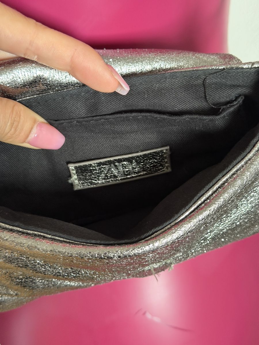 Zara Borse da donna: Zara Umhängetasche silber – Usato da Niederuzwil venduto da Lisascloset 3