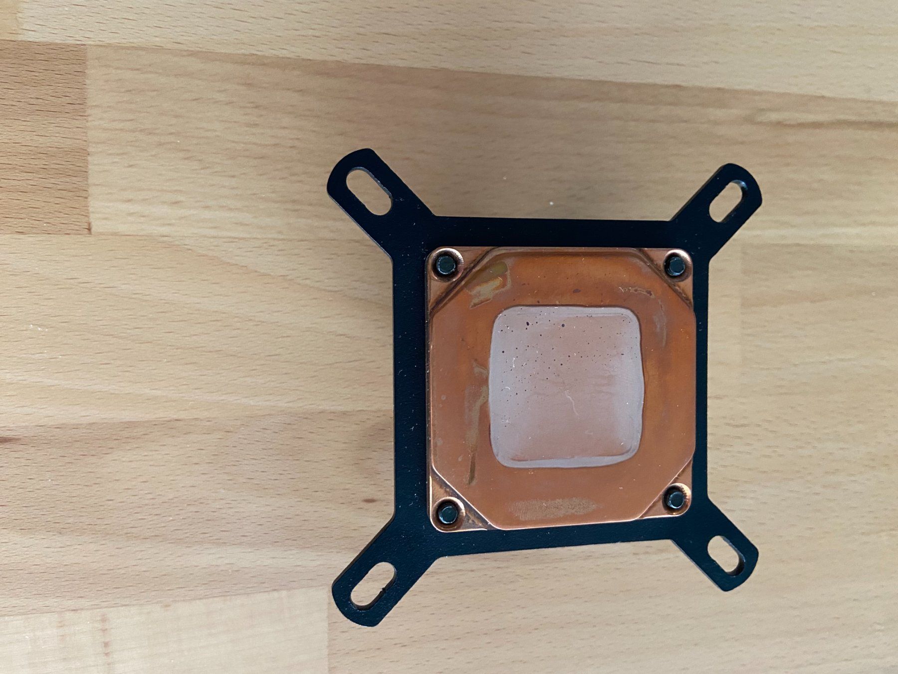 PC: EK-Supreme HF - CPU Wasserkühlblock – Usato da Bettlach venduto da Sperisen0 2