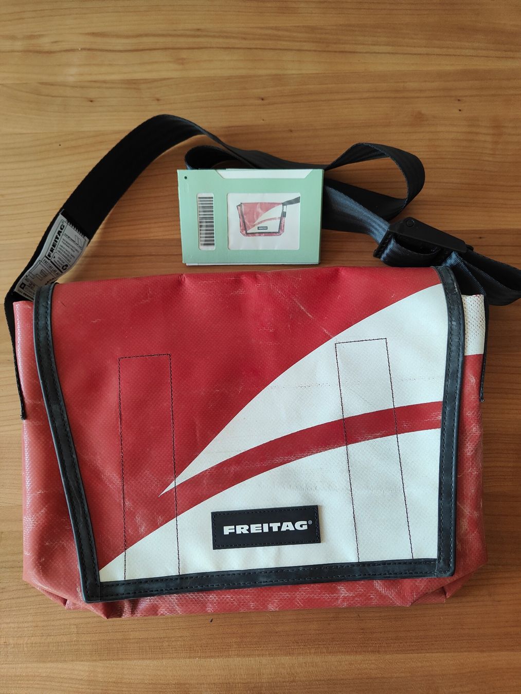 Freitag Borse: Freitagtasche Dexter F14 – Usato da Winterthur venduto da 1rainbow54