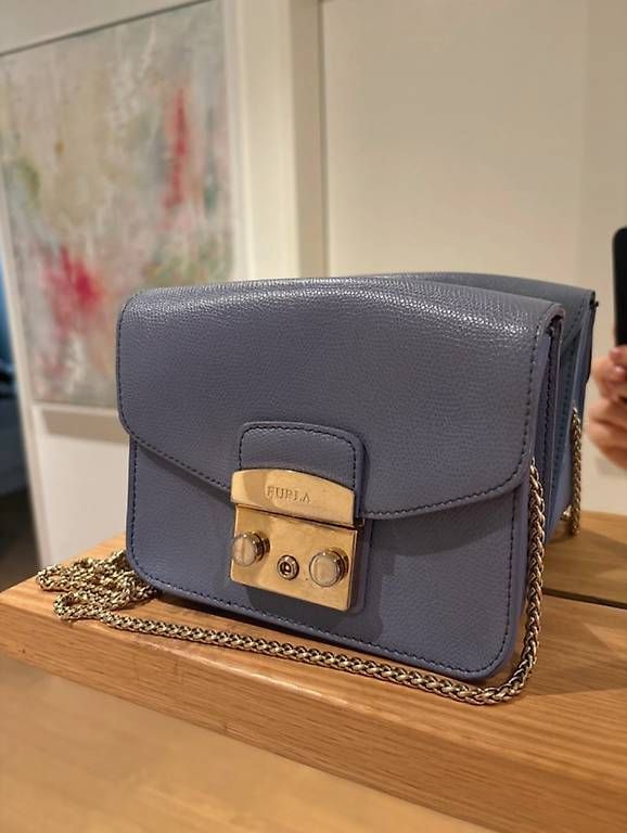 Furla Taschen für Damen: Furla Tasche – Gebraucht aus St. Gallen von classysale