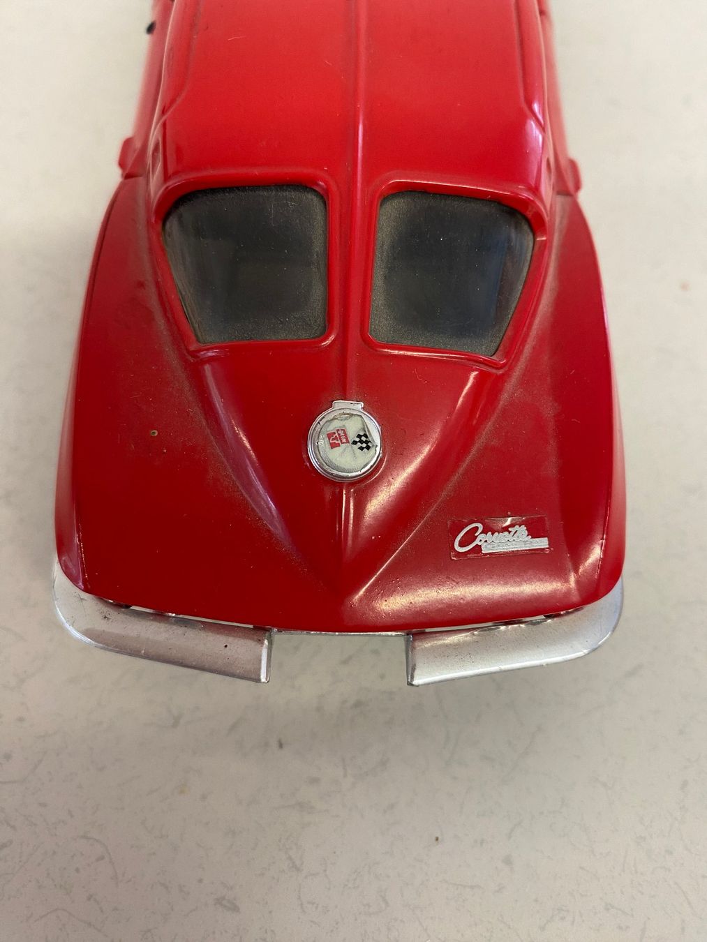 Chevrolet Modellini d'auto: Vintage Corvette Stingray Modellauto, 1/24 – Usato da Niederhelfenschwil venduto da Chleeblatt1938 8