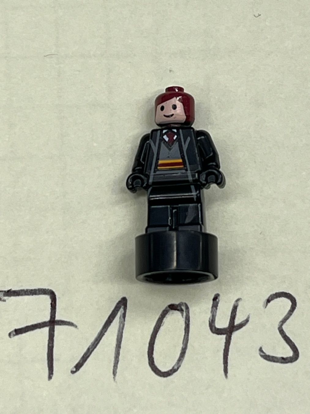 Lego Giocattoli: Lego Harry Potter 71043 Gryffindor Student Microfigur – Usato da Buochs venduto da Techtelmechtel