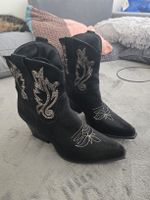 Schwarze, halbhohe Cowboy-Stiefel, Grösse 40
