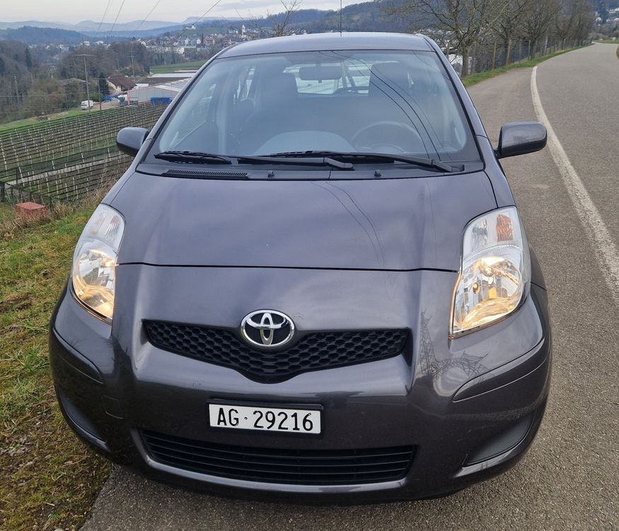 Toyota Automobili: Toyota Yaris, ab MFK! Top Zustand! – Usato da Waltenschwil venduto da Sigi2000 2