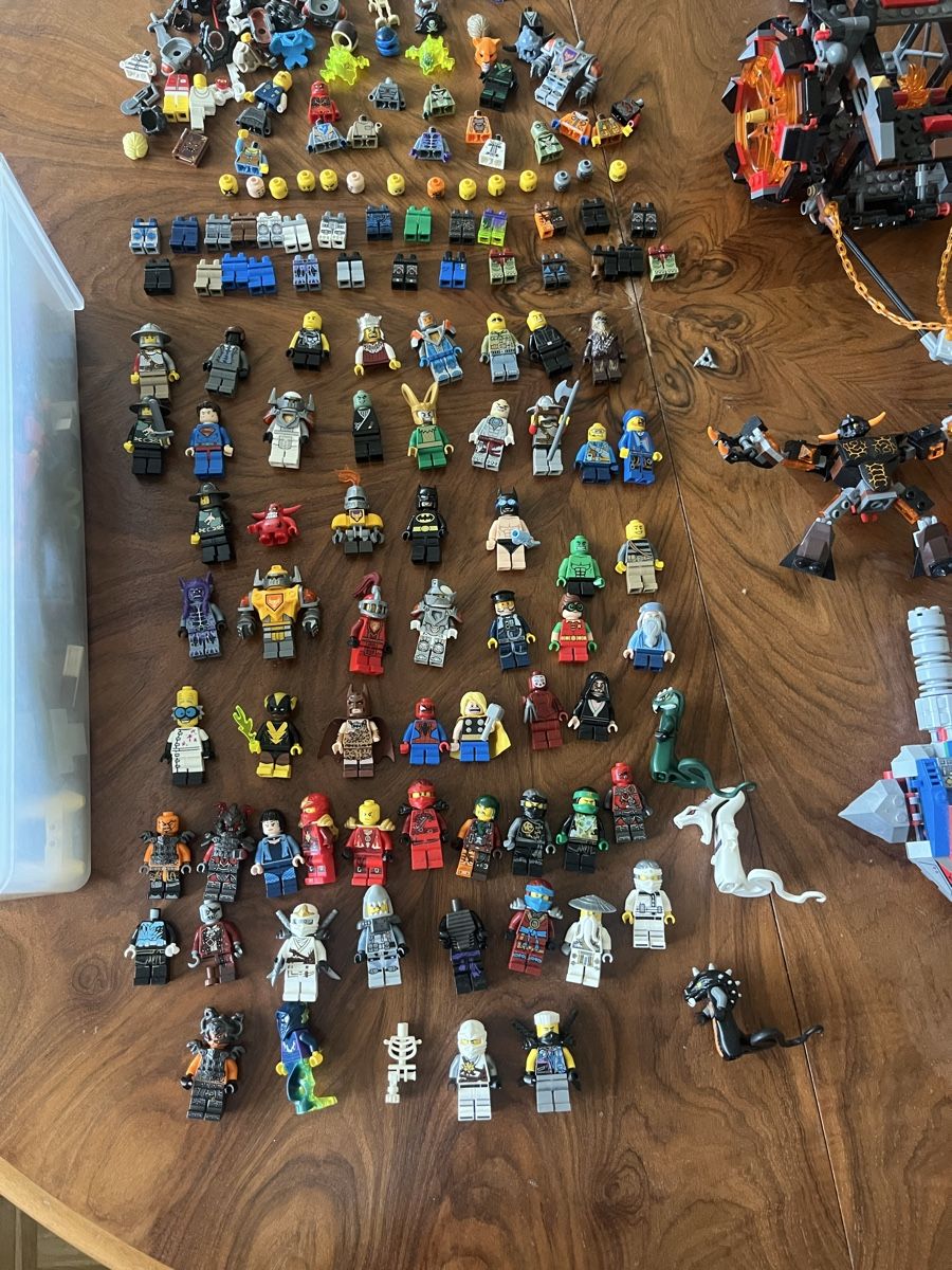 Lego Spielzeuge: Full Lego Collection ( Rare stuff) – Gebraucht aus Dornach von sar_gcw5