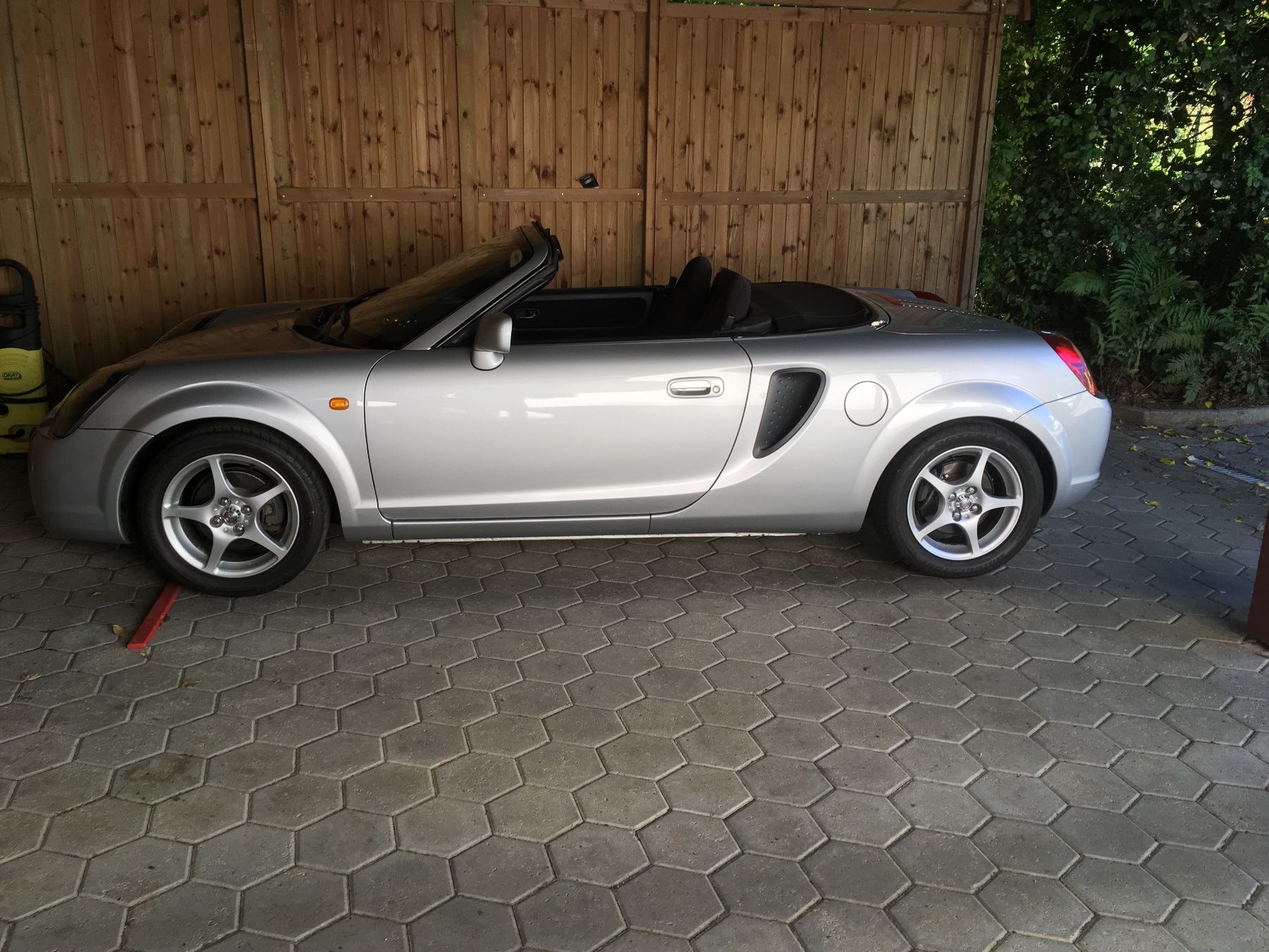 Toyota Automobili: TOYOTA MR2 Spyder 1.8 Hard/Soft Top – Usato da Seengen venduto da viv_y8xw 6
