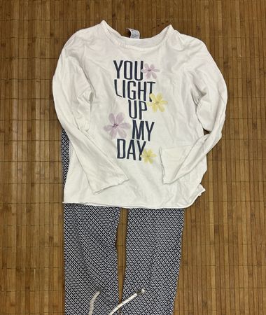 Süesses Mädchen Pyjama von Sanetta, Grösse 128