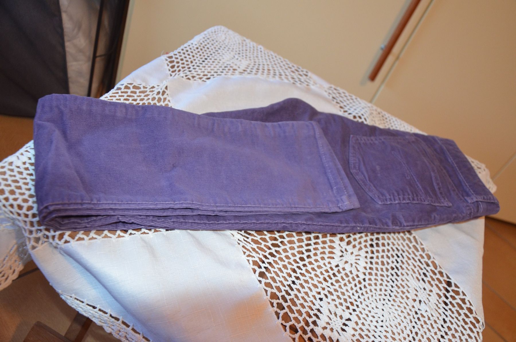 Pantaloni: TAILLE 150 - HOSE – Usato da Chiasso venduto da Dolly015