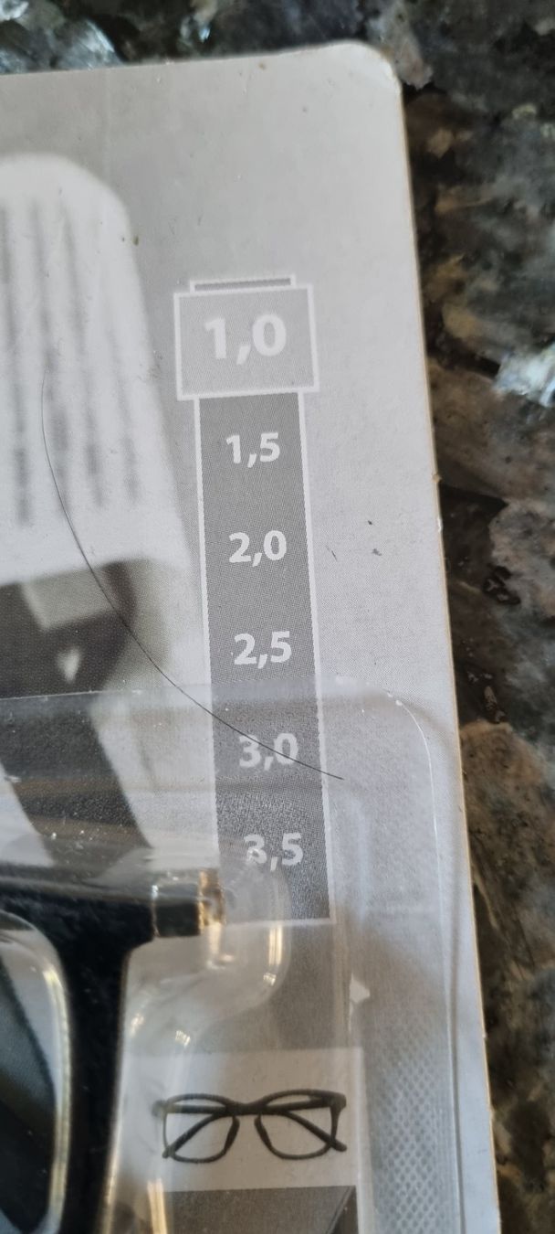 Occhiali & Lenti: Original verpackte, ultraleichte Lesebrille, +1.0 Dioptrien – Nuovo (secondo la descrizione) da egliswil venduto da Maggy6 1