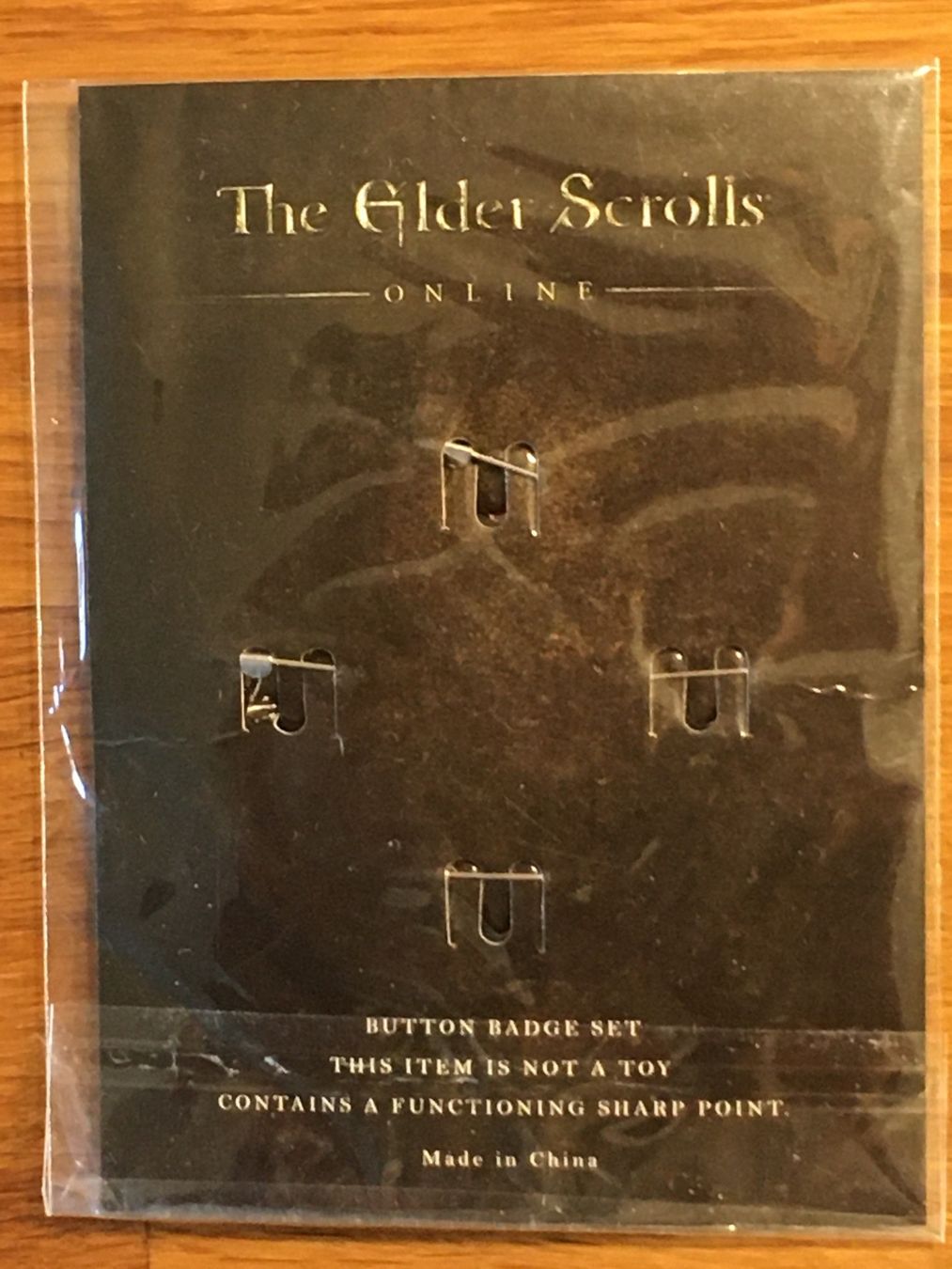 Knöpfe: Buttons „The Elder Scrolls“ – Neu und originalverpackt aus Bauma von Budgerigar 1