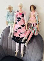 3 bunte Künstlerpuppen, Tilda Stoff Puppen Tone Finnanger
