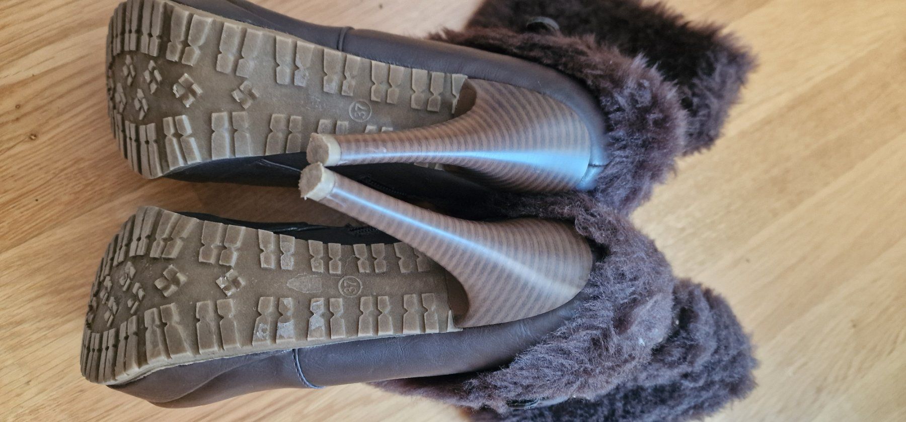 Scarpe da donna: Winterstiefel mit Pelz, braun, Grösse 37 – Usato da Riehen venduto da gagi087 2