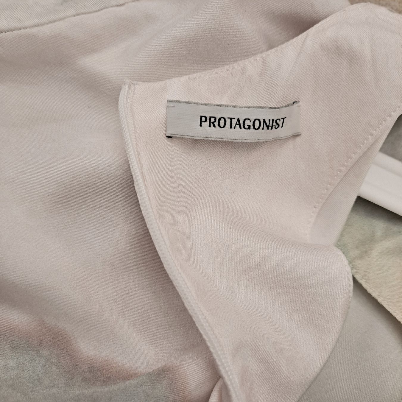 Camicette: Protagonist Seidenbluse Gr. XS rher S, 100% Seide – Usato da Liestal venduto da Mas-Y-Mas 4