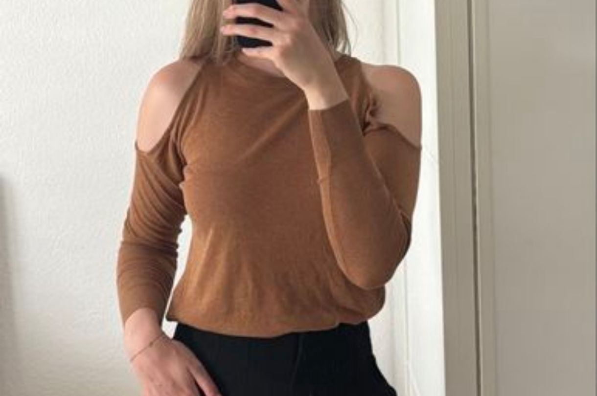 Zara Maglioni & Felpe: Cut-Outs Pulli Zara Gr. S – Usato da Stettlen venduto da gpa18