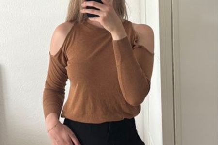 Cut-Outs Pulli Zara Gr. S