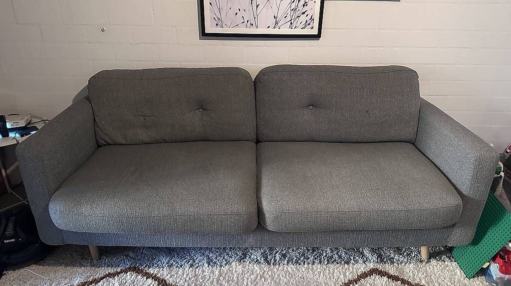 Sofas: 2er Stoffsofa und Sessel – D'occasion à Baden par NiklausNiklaus