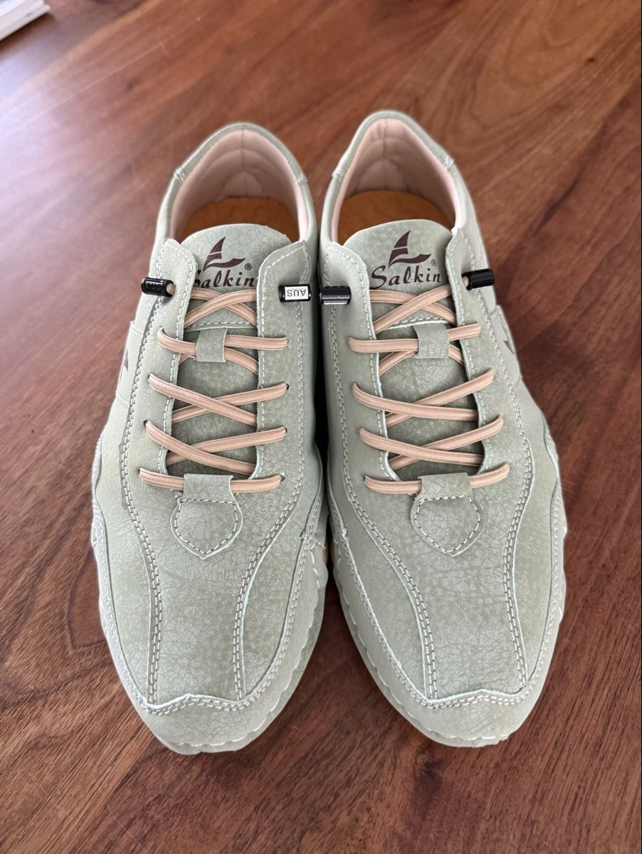 Chaussures femmes: Sneakers – Neuf avec emballage d'origine à Ehrendingen par Bila2