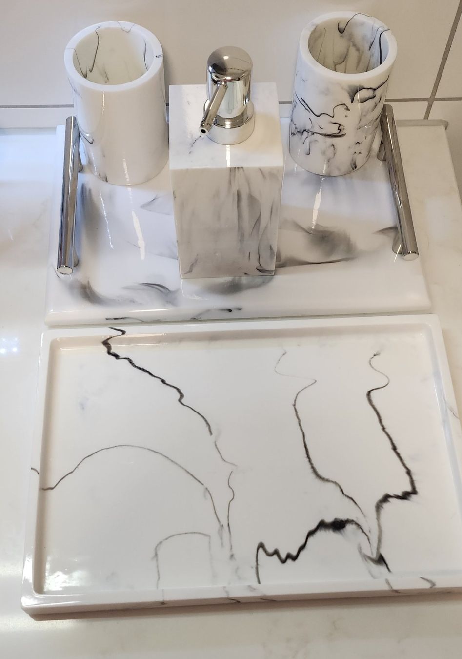 Tutte le decorazioni: WC Accessories – Usato da Mägenwil venduto da Lea.SN 1